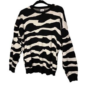Zara | Black White Oversized Zebra Knit Long Sleeve Sweater, Large